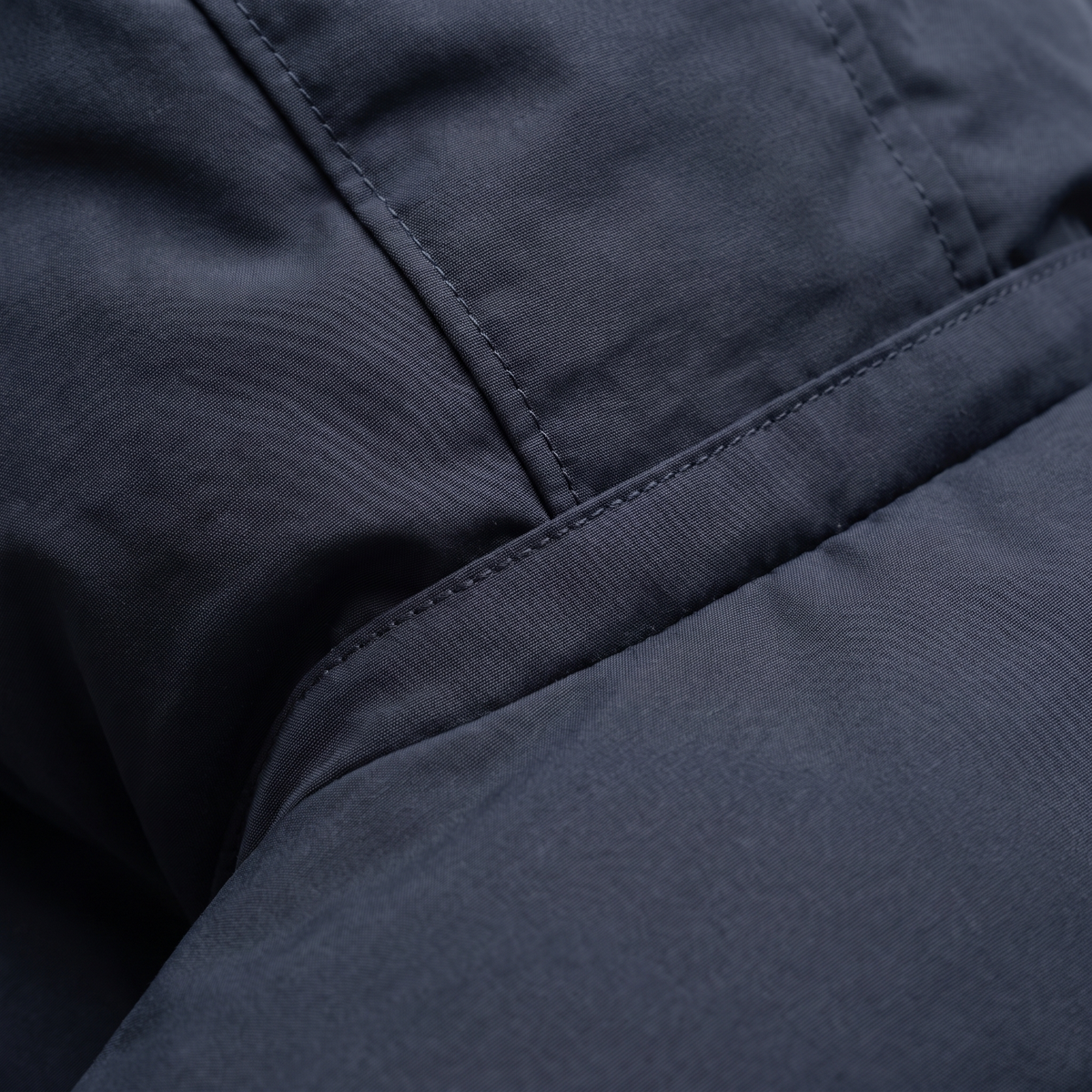Manteau Chaud pour Femme à Capuche Ajustable